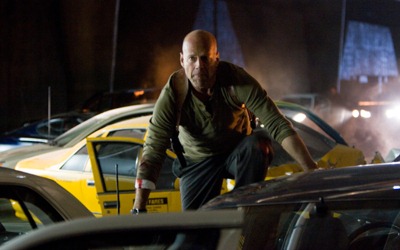 Bruce Willis uniká po čtvrté ze smrtonosné pasti